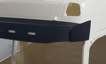 Preview: Sonnenblende Volvo FH 16 incl. Positionsleuchten & Deflektoren