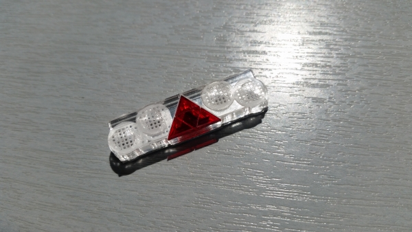 1 Paar Rückleuchten, 4 Kammern