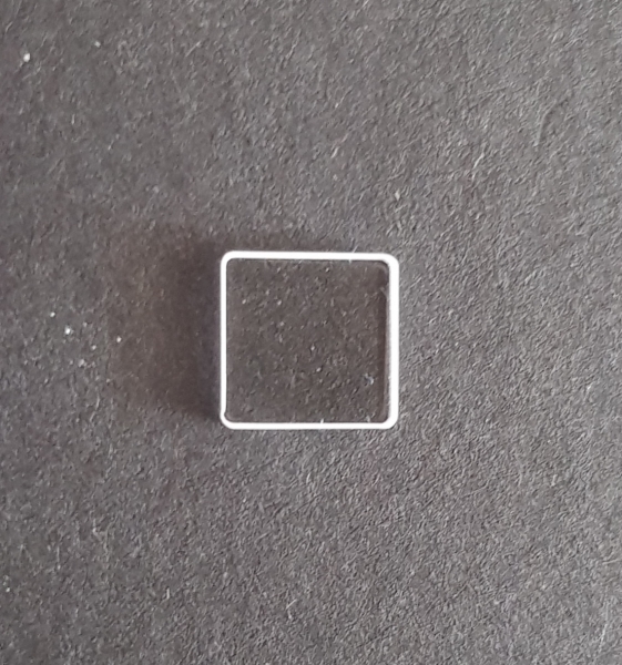 Glas 9x9mm Stärke 2mm, Eckradius 1mm